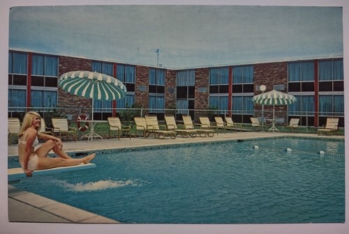 Vintage holiday parkway - vintage,