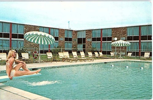 Postcard hotel scene paramus - postcard,